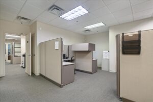 25-25-51 Germantown Ct-Ste 100-1954656